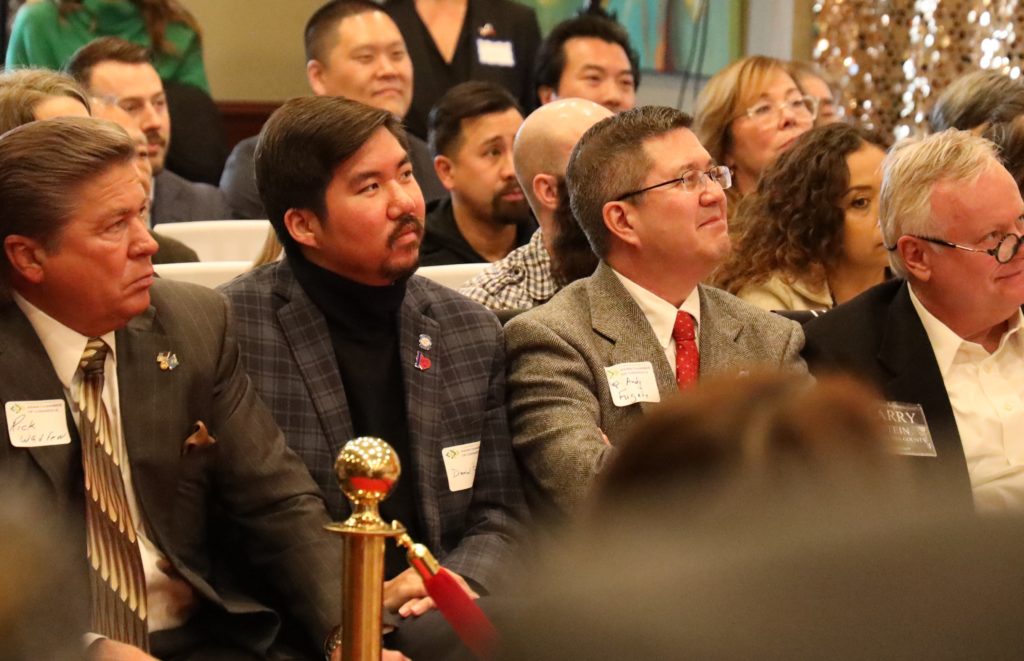 Rep. Daniel Pae (center-left) and Rep. Andy Fugate (center-right)