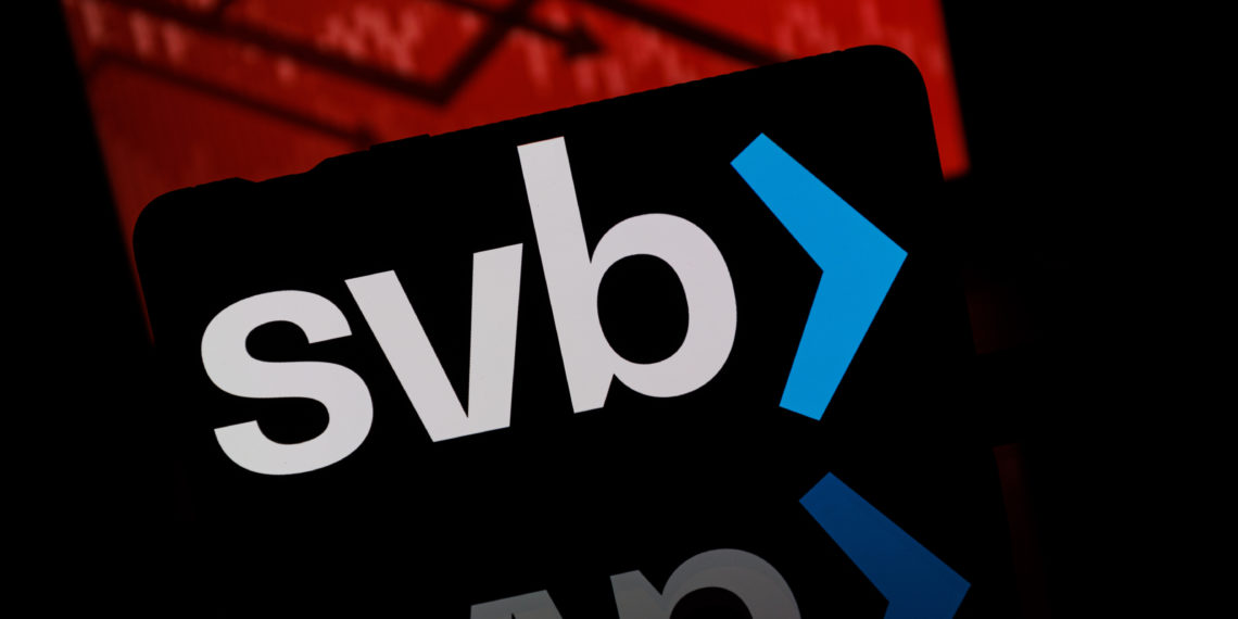 Silicon Valley Bank collapse. Bank bankrupt.