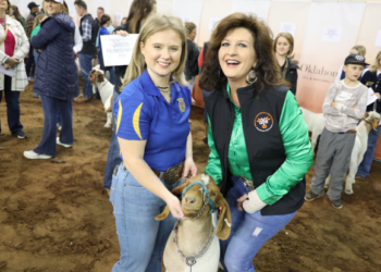 Rep, Tammy Townley with a young participant of the Oklahoma Youth Expo.