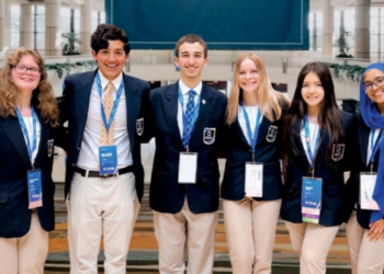 Oklahoma DECA luminaries. Photo courtesy of Oklahoma CareerTech