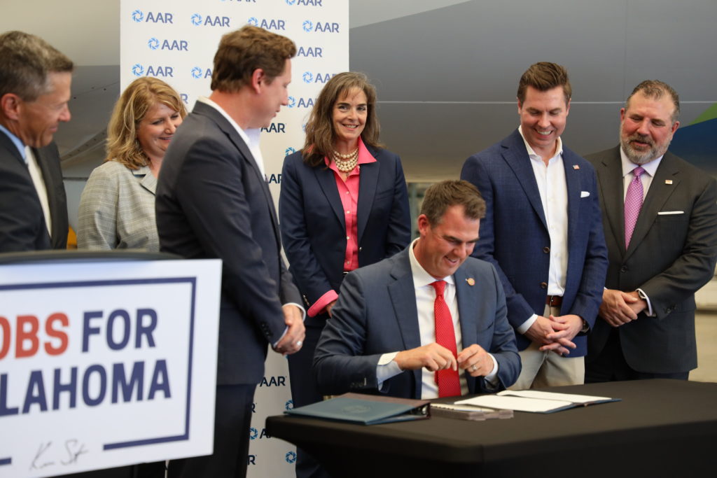 Gov. Stitt signs SB 621.