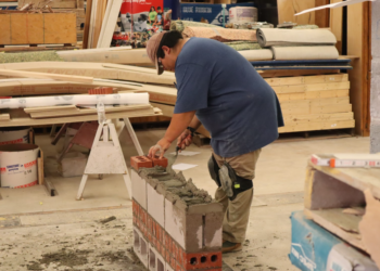 Technology center in Shawnee named to National Models of Excellence