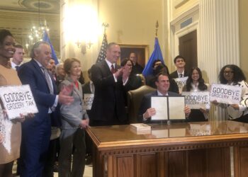 Gov. Stitt signs Oklahoma grocery tax cut into law during bipartisan ceremony
