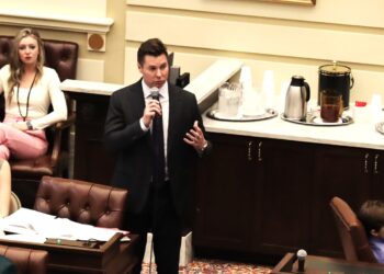 Bill that adds career pathways to high school graduation requirements passes Oklahoma Senate