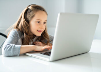 Bill to limit youth social media access passes Oklahoma House