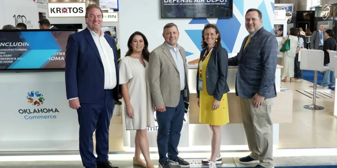 Photo from Rose State College and Oklahoma Department of Commerce officials