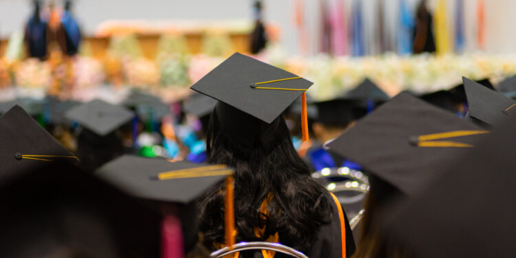 Most Oklahoma College Graduates Stay and Work In-State, Strengthening Workforce and Economy