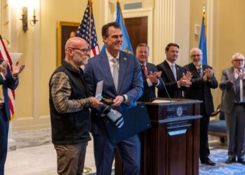 Stitt awards Governor’s Medal of Valor to Commissioner Tim Tipton