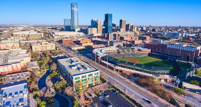 Expand Energy to Relocate HQ to Houston; OKC Remains Operations Hub