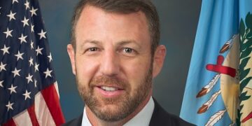 Mullin tapped for DHS; cannot keep Senate seat