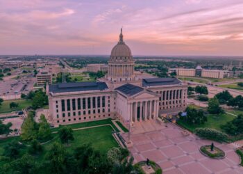 Stitt approves two emergency appropriations, repeals Service Oklahoma rules