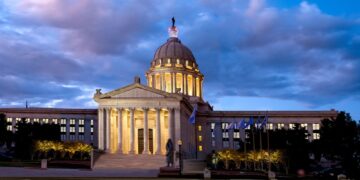 Senate passes SB 1990 to tighten review of state business incentives