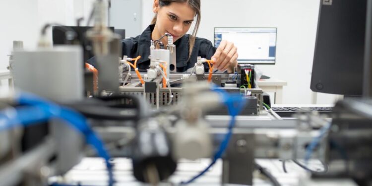 Thompson bill expands R&D incentives, adds transparency requirements