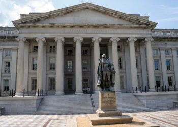 CNBC: Treasury Secretary says global tariff to rise to 15% this week