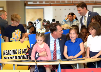 Stitt signs SB 1778, launching sweeping Strong Readers overhaul
