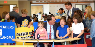 Stitt signs SB 1778, launching sweeping Strong Readers overhaul