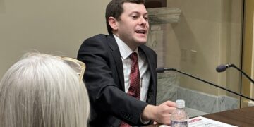 State Chamber connects with local chamber leaders, leadership classes