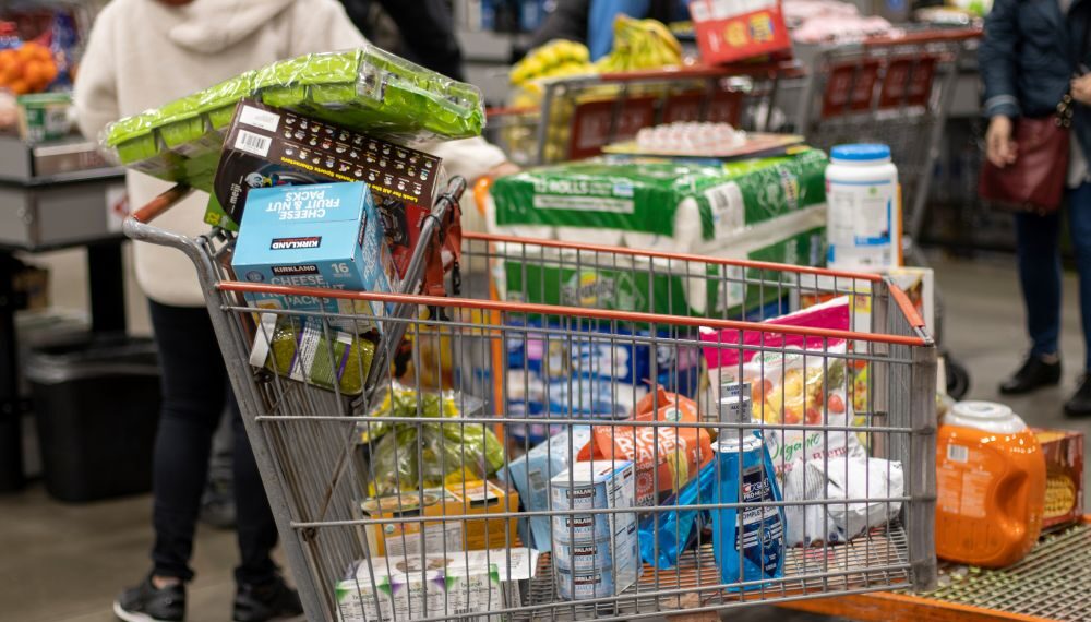 Survey: Oklahomans cutting spending as prices rise