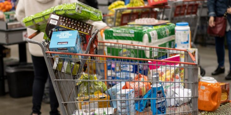 Survey: Oklahomans cutting spending as prices rise
