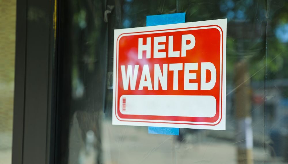 Survey: Economists warn minimum wage hikes could raise costs, hurt small businesses