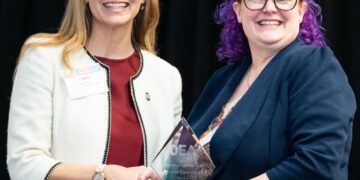 Hicks receives OEA Outstanding Legislator Award