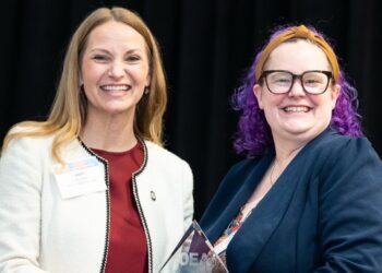 Hicks receives OEA Outstanding Legislator Award